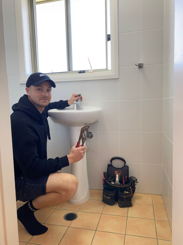 Rae.Co Plumbing Expert